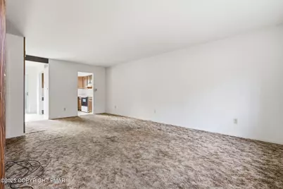  1247 Chateau Drive, East Stroudsburg, PA 18302 - Photo 4