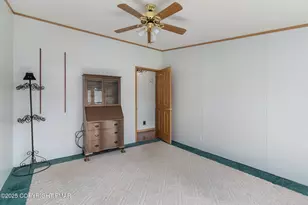 183 Greenbriar Dr, Bath, PA 18014 - Photo 46