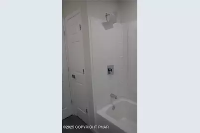  2556 N Delaware Drive, Mount Bethel, PA 18343 - Photo 18