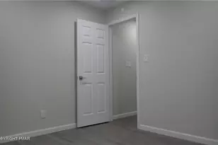 2556 N Delaware Dr, Mount Bethel, PA 18343 - Photo 26