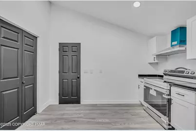  1135 Seven Nations Drive, Tobyhanna, PA 18466 - Photo 14