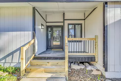  1135 Seven Nations Drive, Tobyhanna, PA 18466 - Photo 2