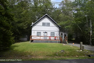  222 Nadine Boulevard, Pocono Summit, PA 18346 - Photo 16