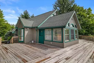 605 Clearview Dr, Long Pond, PA 18334 - Photo 2