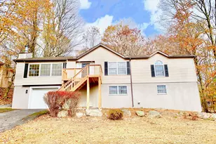 111 Lake in the Clouds Rd, Canadensis, PA 18325 - Photo 2