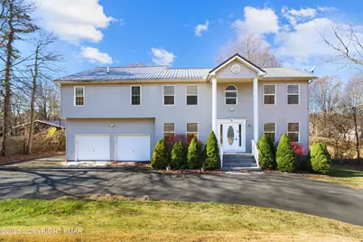  798 Sullivan Trail, Scotrun, PA 18355 - Photo 2