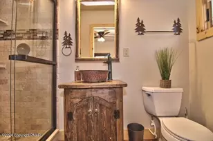 5187 Woodland Ave, Pocono Pines, PA 18350 - Photo 22