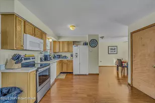 265 Cedar Dr, Long Pond, PA 18334 - Photo 18