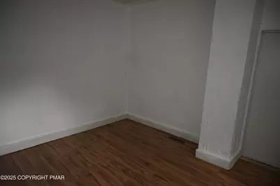  2215 Pennsylvania Avenue, Martins Creek, PA 18063 - Photo 14