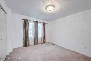 205 Regent St, Bushkill, PA 18324 - Photo 42