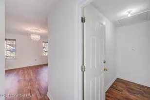 205 Regent St, Bushkill, PA 18324 - Photo 36