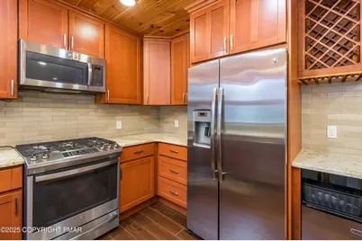  169 Shiny Mountain Road, Greentown, PA 18426 - Photo 14