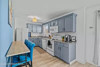  2255 Whippoorwill Drive, Tobyhanna, PA 18466 - Photo 14