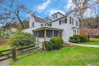  102 Worthington Avenue, Shawnee-On-Delaware, PA 18356 - Photo 8