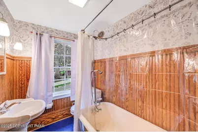  102 Worthington Avenue, Shawnee-On-Delaware, PA 18356 - Photo 66