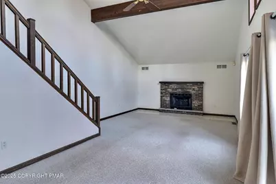  641 Long Mountain Road, Effort, PA 18330 - Photo 16