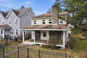 138 Sopher St, East Stroudsburg, PA 18301 - Photo 2