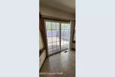  203 Sutton Place, Pocono Summit, PA 18346 - Photo 8