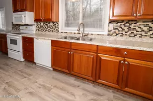 3009 Briarwood Dr, Tobyhanna, PA 18466 - Photo 4