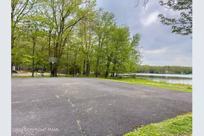  2137 Freedom Way, Pocono Summit, PA 18346 - Photo 40
