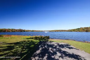 2137 Freedom Way, Pocono Summit, PA 18346 - Photo 32