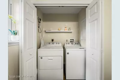  2127 Warwick Circle, Coolbaugh Township, PA 18466 - Photo 18