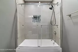 222 Abbington Dr, East Stroudsburg, PA 18302 - Photo 28