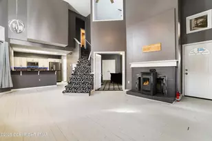 222 Abbington Dr, East Stroudsburg, PA 18302 - Photo 4