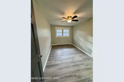  144 Shenkel Road, Effort, PA 18330 - Photo 12