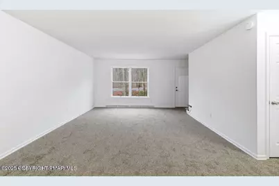  1273 Chateau Drive, East Stroudsburg, PA 18302 - Photo 6