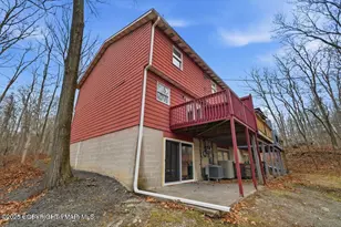1273 Chateau Dr, East Stroudsburg, PA 18302 - Photo 4