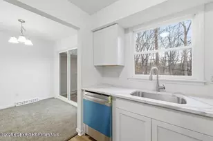 1273 Chateau Dr, East Stroudsburg, PA 18302 - Photo 8