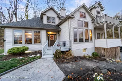  52 Chippawa Circle, Mount Bethel, PA 18343 - Photo 2