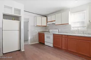 202 N Courtland St, East Stroudsburg, PA 18301 - Photo 12