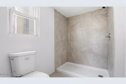  202 N Courtland Street, East Stroudsburg, PA 18301 - Photo 14