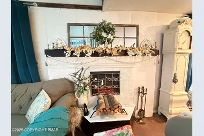  532 Country Place Drive, Tobyhanna, PA 18466 - Photo 24