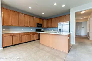 8524 Mayfair Ct, Breinigsville, PA 18031 - Photo 16