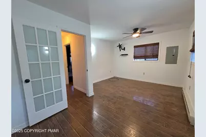  107 Berkshire Court, Bushkill, PA 18324 - Photo 8