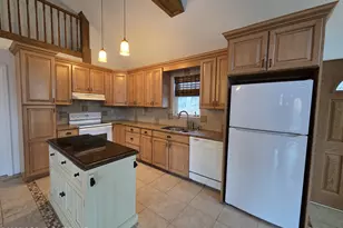 107 Berkshire Ct, Bushkill, PA 18324 - Photo 6
