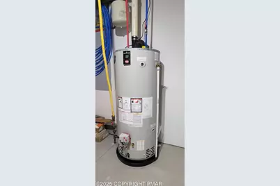  223 Canterbury Circle, Blakeslee, PA 18610 - Photo 46