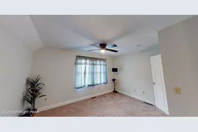  223 Canterbury Circle, Blakeslee, PA 18610 - Photo 36