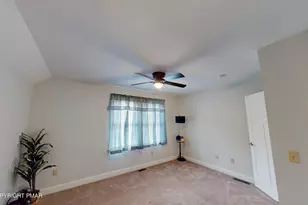 223 Canterbury Cir, Blakeslee, PA 18610 - Photo 36