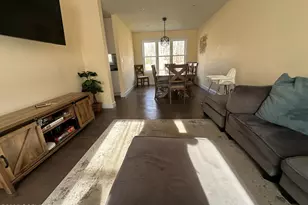 5186 Hummingbird Dr, Pocono Summit, PA 18346 - Photo 12