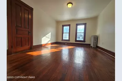  146 Analomink Street, East Stroudsburg, PA 18301 - Photo 8