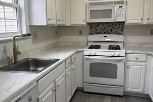 63 Ridgeview Cir, East Stroudsburg, PA 18302 - Photo 4