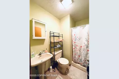  19 Livingston Lane, Gouldsboro, PA 18424 - Photo 20