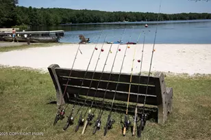 19 Livingston Ln, Gouldsboro, PA 18424 - Photo 30