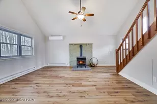 9390 Birch Ln, Tobyhanna, PA 18466 - Photo 8