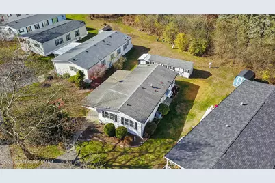  2 Hickory Hills Drive, Bath, PA 18014 - Photo 2