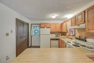 244 Lake Rd, Tobyhanna, PA 18466 - Photo 14